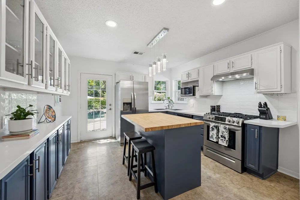 1147 Windomere Avenue Dallas, TX 75208