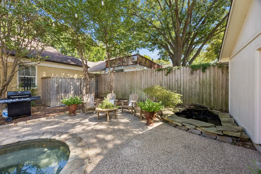 1147 Windomere Avenue Dallas, TX 75208