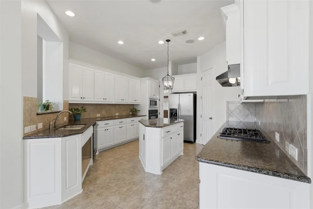 1906 Lake Grayson Drive Katy, TX 77494