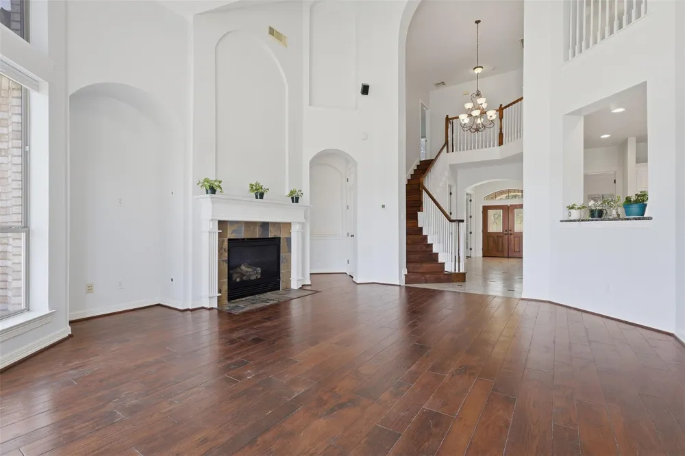 1906 Lake Grayson Drive Katy, TX 77494