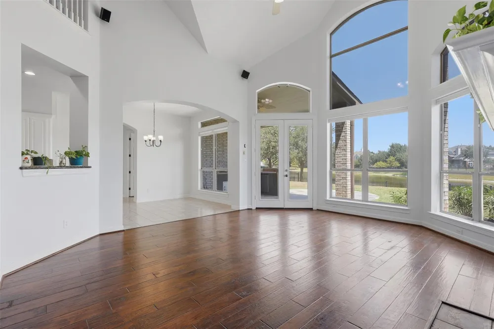1906 Lake Grayson Drive Katy, TX 77494