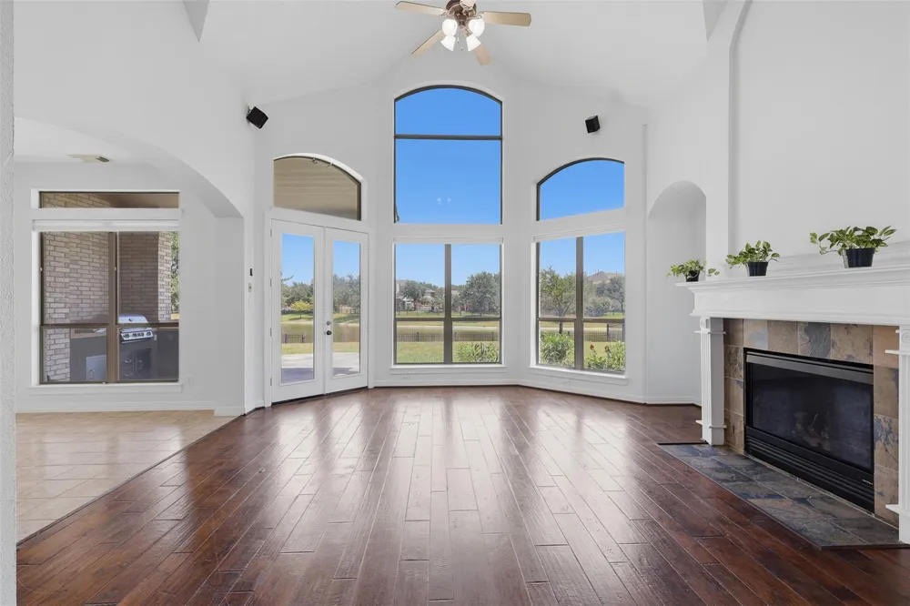 1906 Lake Grayson Drive Katy, TX 77494