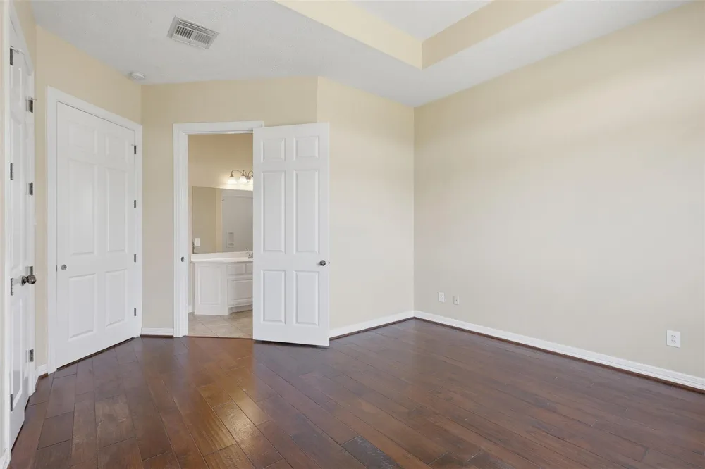 1906 Lake Grayson Drive Katy, TX 77494