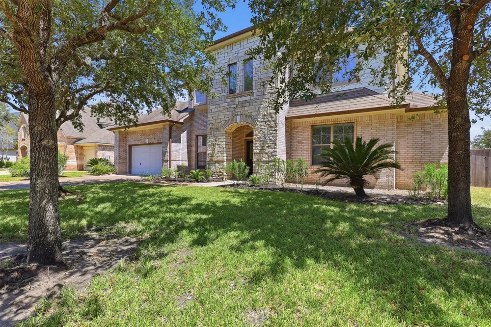 1906 Lake Grayson Drive Katy, TX 77494
