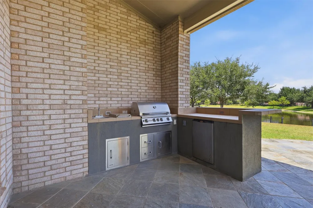 1906 Lake Grayson Drive Katy, TX 77494