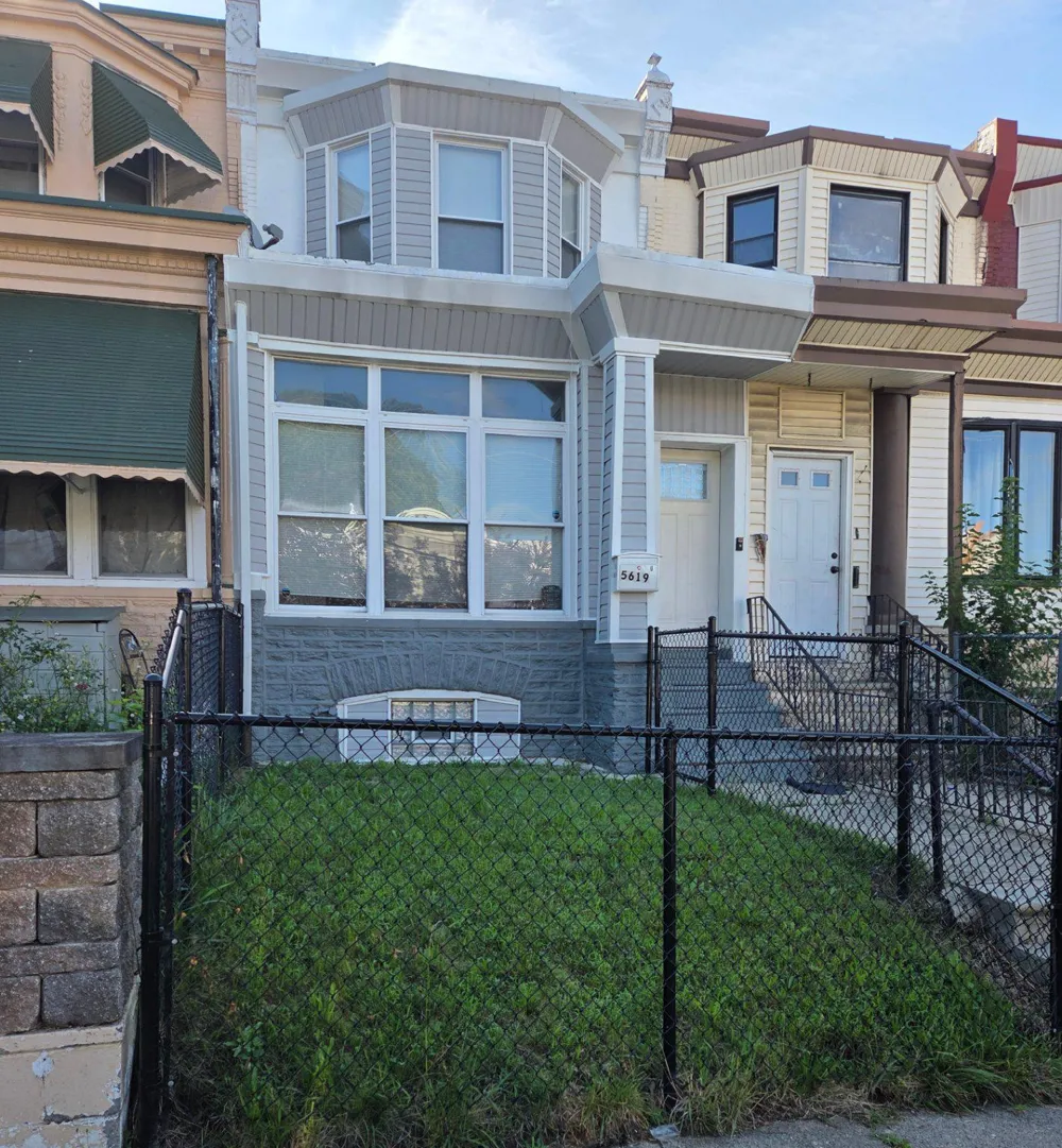 5619 15TH STREET Philadelphia, PA 19141