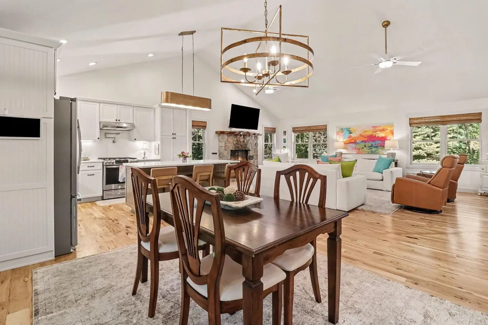 6550 W Forest Edge Drive Ludington, MI 49431