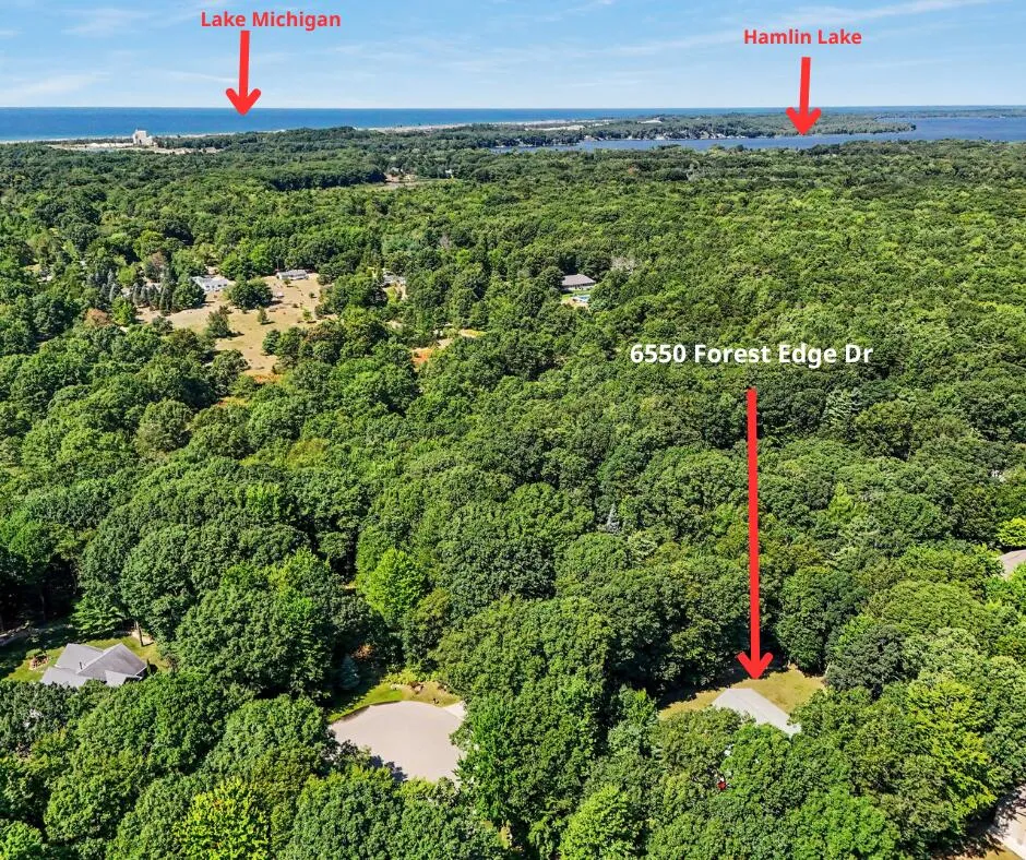 6550 W Forest Edge Drive Ludington, MI 49431