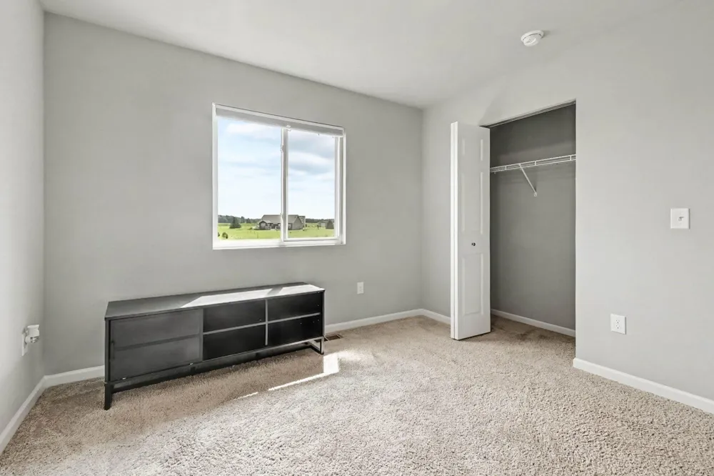 17211 Country Lane Manchester, MI 48158