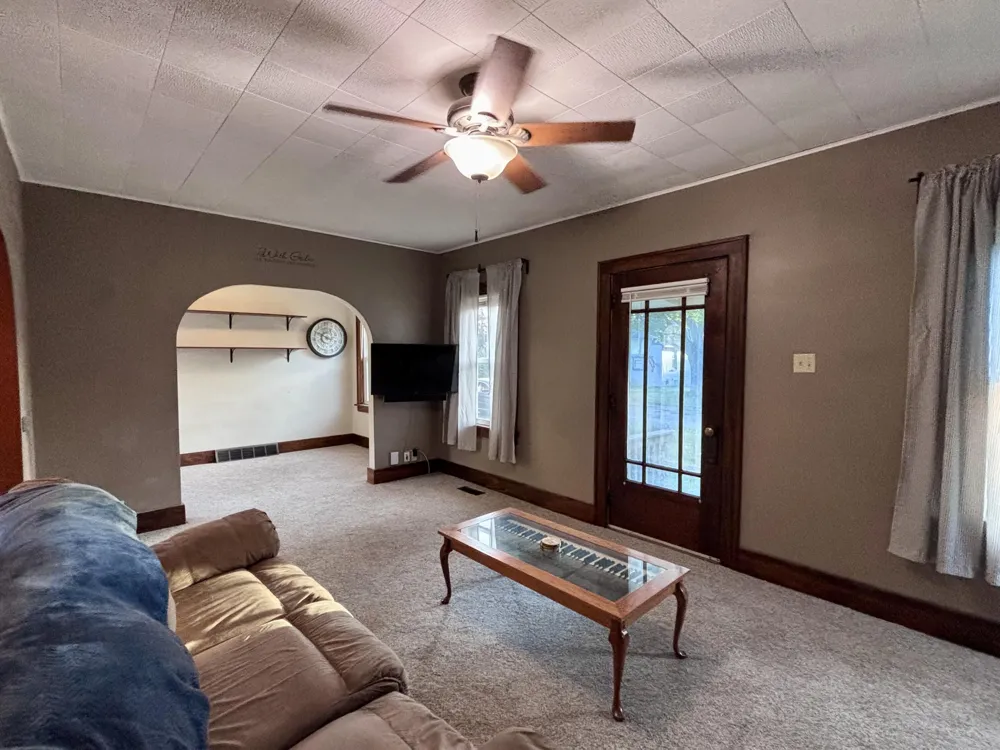 111 Arden Park Avenue Sturgis, MI 49091