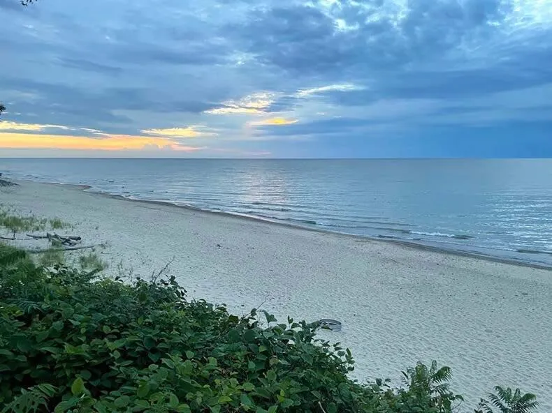 4281 Lake Shore Drive Michiana, MI 49117