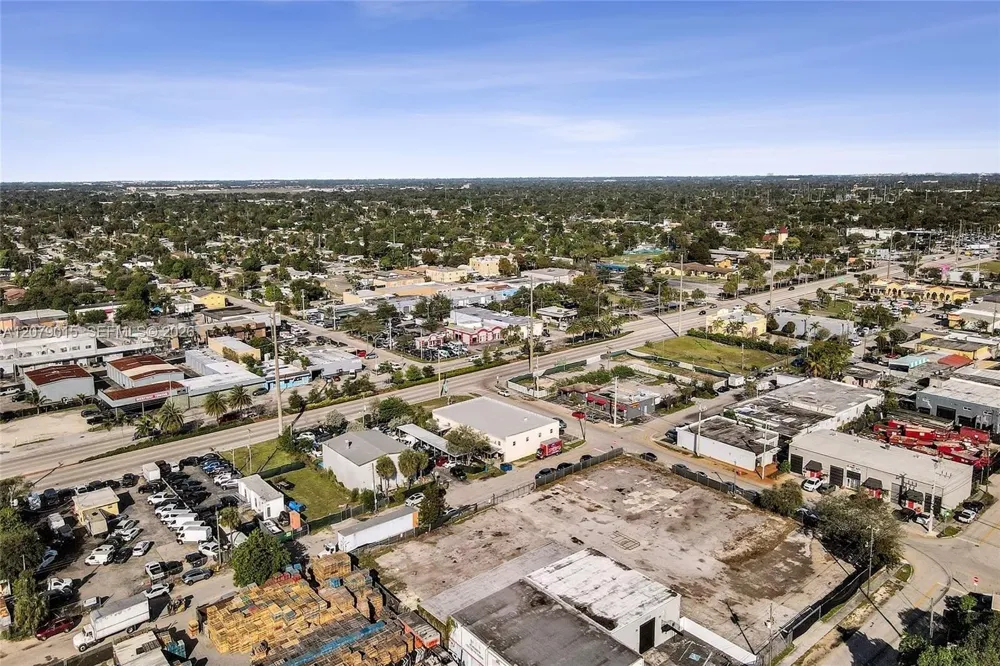 5960 SW 23rd St West Park, FL 33023