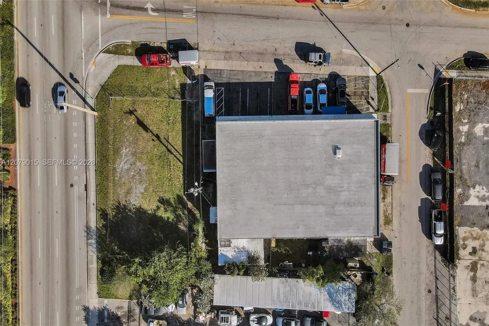 5960 SW 23rd St West Park, FL 33023