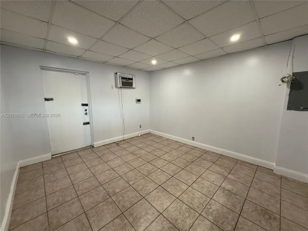 5960 SW 23rd St West Park, FL 33023