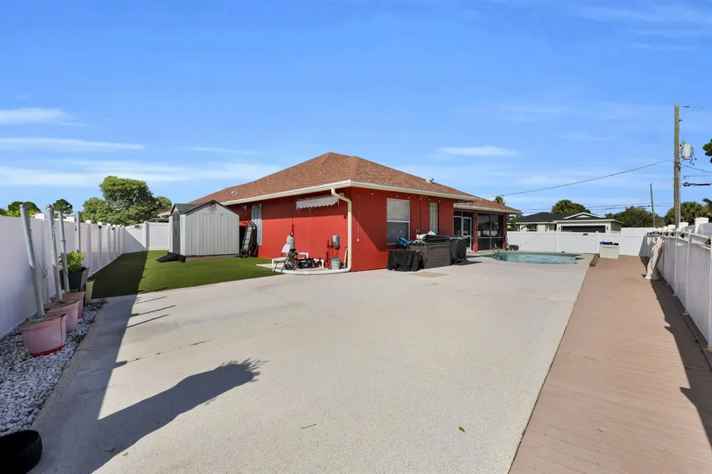 362 SW PAW COURT Port St. Lucie, FL 34953