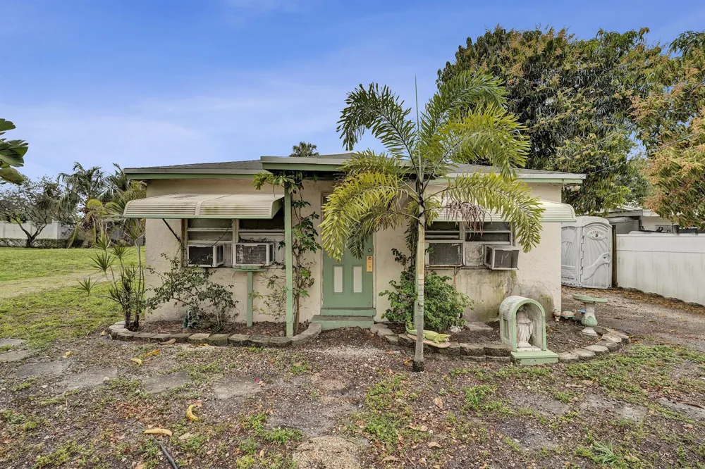 1412 NW 7th Street #b Pompano Beach, FL 33069