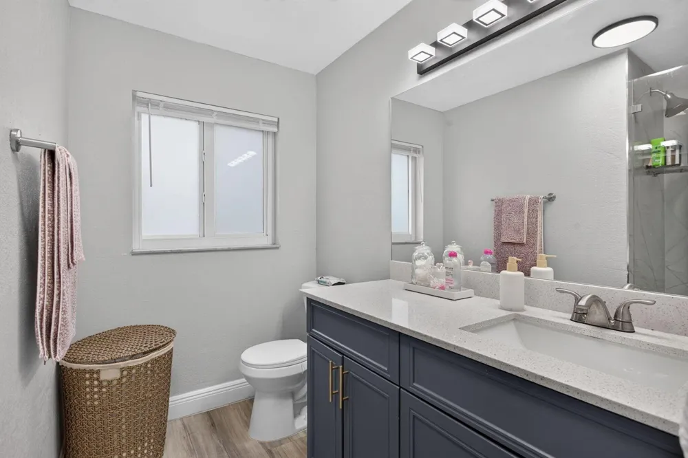 4950 SW 11th Circle Margate, FL 33068