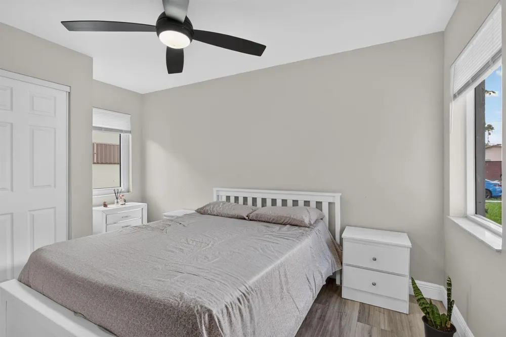 4950 SW 11th Circle Margate, FL 33068