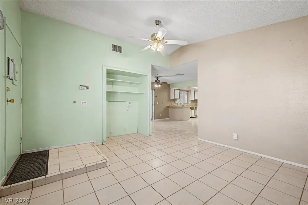 2112 Cameron Street Las Vegas, NV 89102