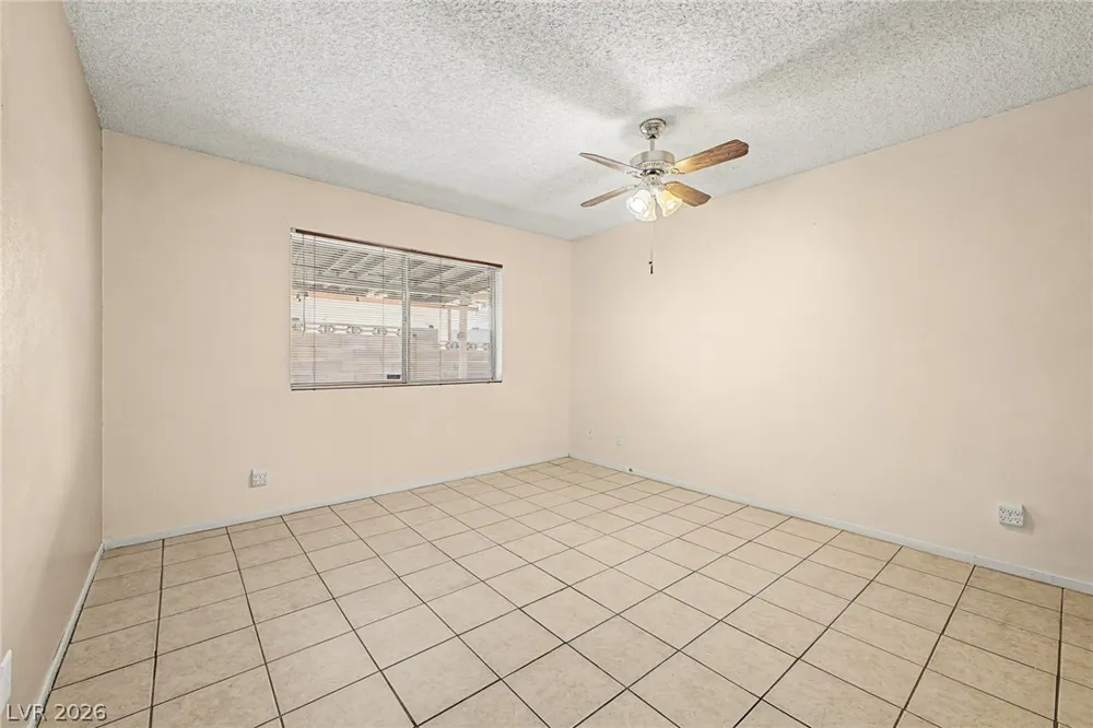 2112 Cameron Street Las Vegas, NV 89102