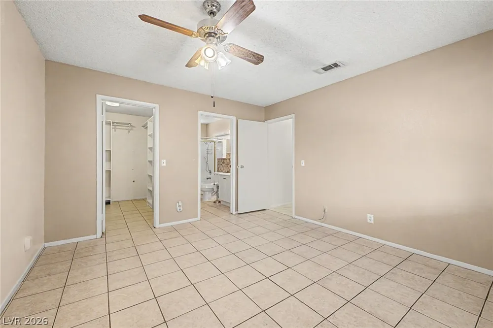 2112 Cameron Street Las Vegas, NV 89102