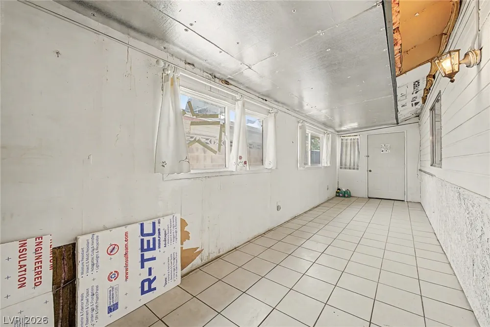 2112 Cameron Street Las Vegas, NV 89102