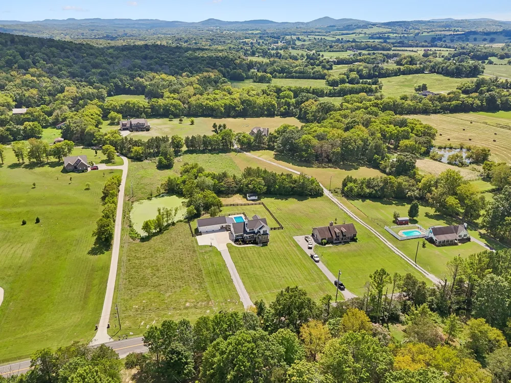 2601 Ben Green Rd Lebanon, TN 37090