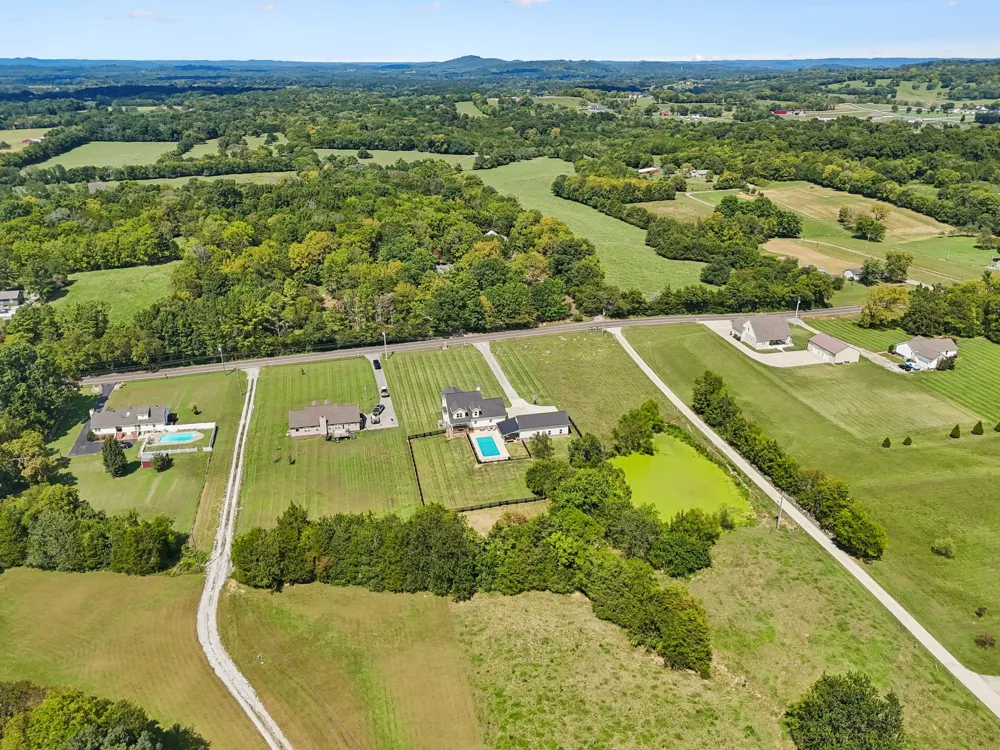 2601 Ben Green Rd Lebanon, TN 37090
