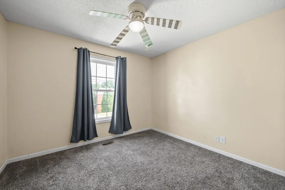 1344 Bluebonnet Dr Clarksville, TN 37042
