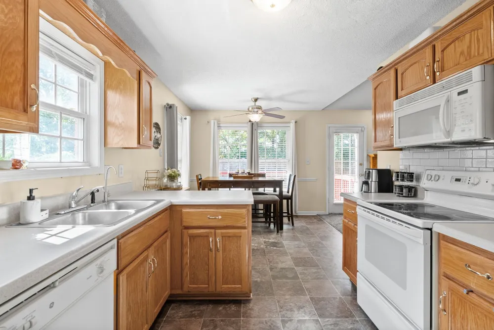 1344 Bluebonnet Dr Clarksville, TN 37042