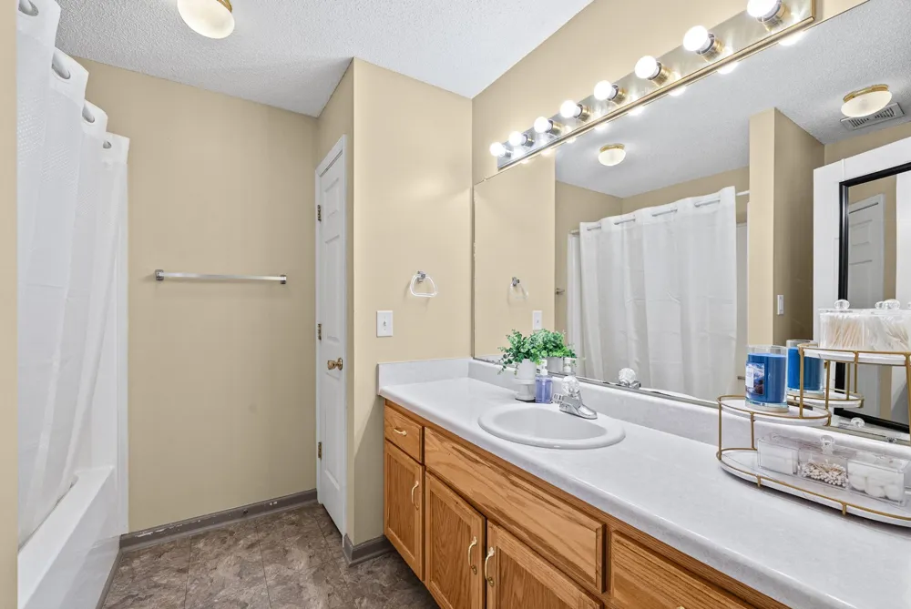 1344 Bluebonnet Dr Clarksville, TN 37042