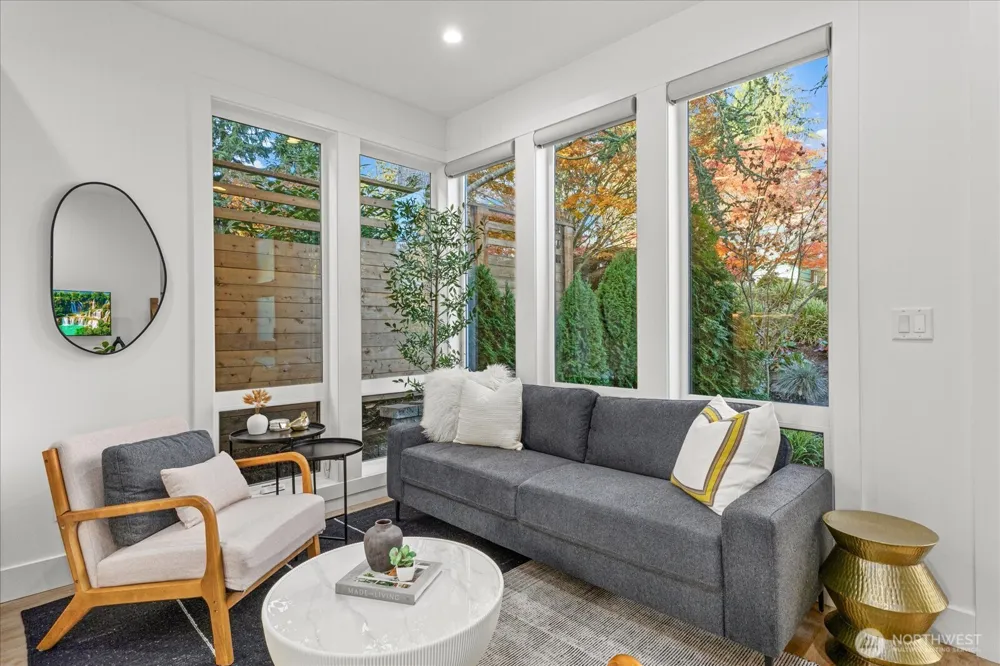 3537 NE 93rd Street Seattle, WA 98115