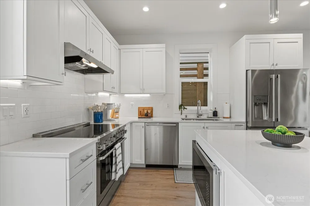 3537 NE 93rd Street Seattle, WA 98115