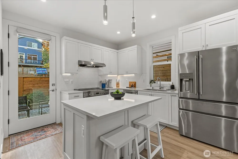 3537 NE 93rd Street Seattle, WA 98115