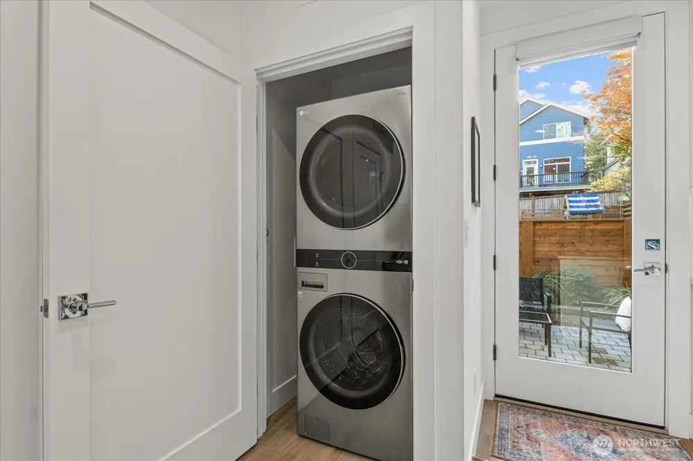 3537 NE 93rd Street Seattle, WA 98115