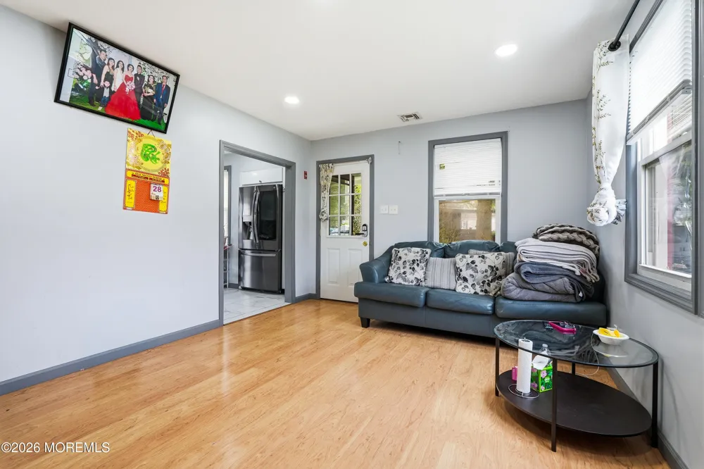 48 Barker Avenue Shrewsbury, NJ 07724