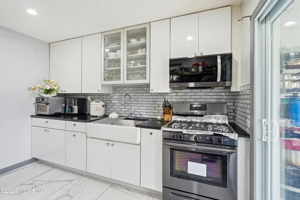 48 Barker Avenue Shrewsbury, NJ 07724