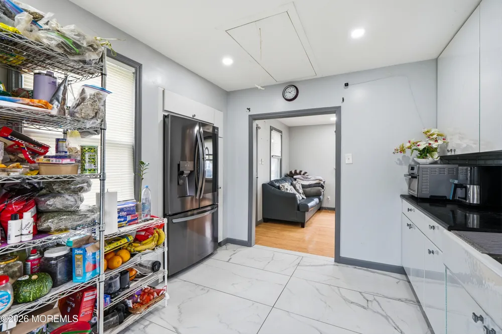 48 Barker Avenue Shrewsbury, NJ 07724