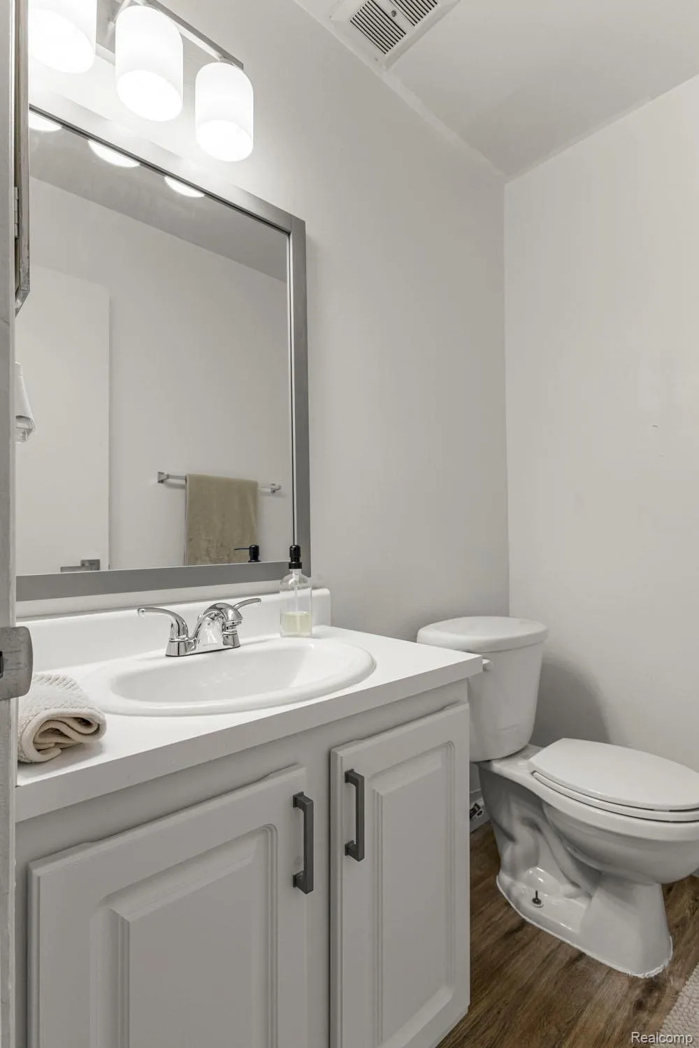 24969 Mayfair Street Flat Rock City, MI 48134