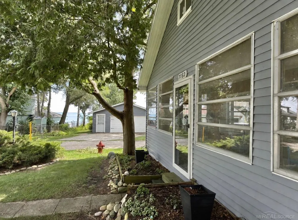 7782 Eden Court Worth Township, MI 48450