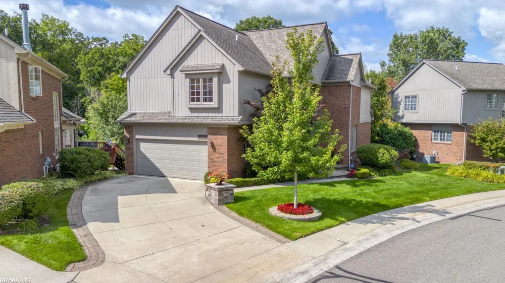 4126 WINTER DRIVE Shelby Charter Township, MI 48316