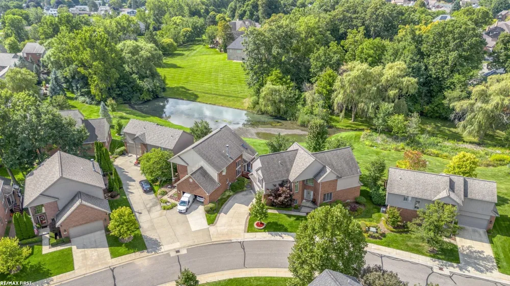 4126 WINTER DRIVE Shelby Charter Township, MI 48316
