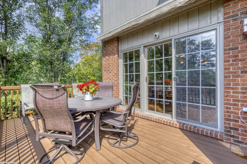 4126 WINTER DRIVE Shelby Charter Township, MI 48316