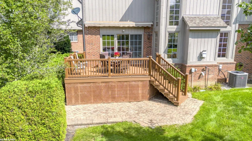 4126 WINTER DRIVE Shelby Charter Township, MI 48316