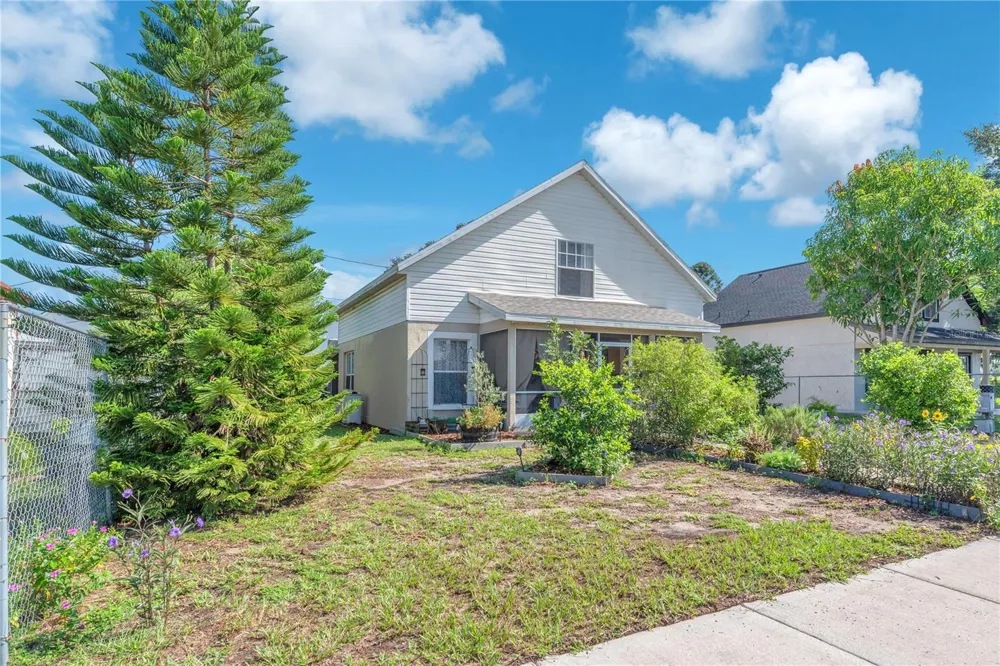 5810 HICKMAN STREET Wimauma, FL 33598