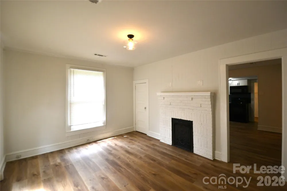 406 W 9th Street Kannapolis, NC 28081