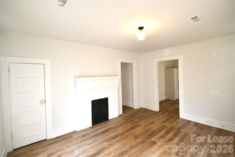 406 W 9th Street Kannapolis, NC 28081
