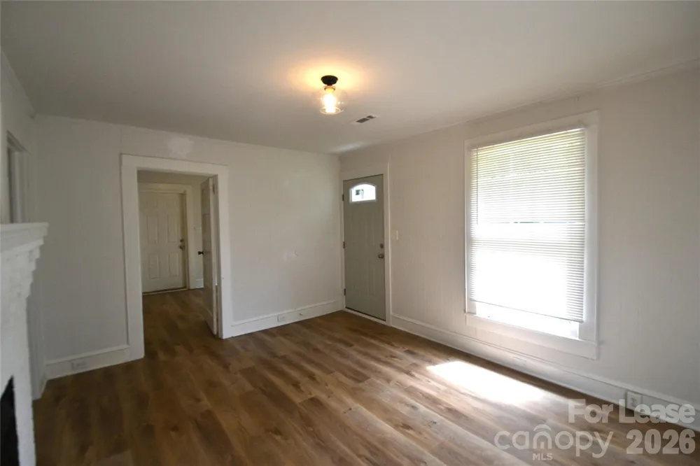 406 W 9th Street Kannapolis, NC 28081