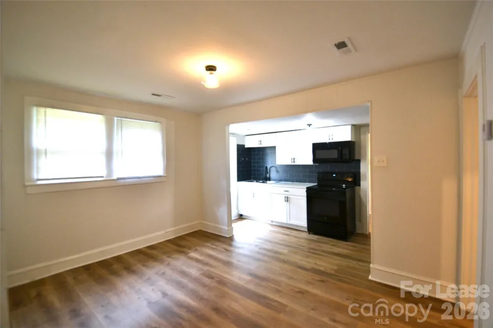 406 W 9th Street Kannapolis, NC 28081
