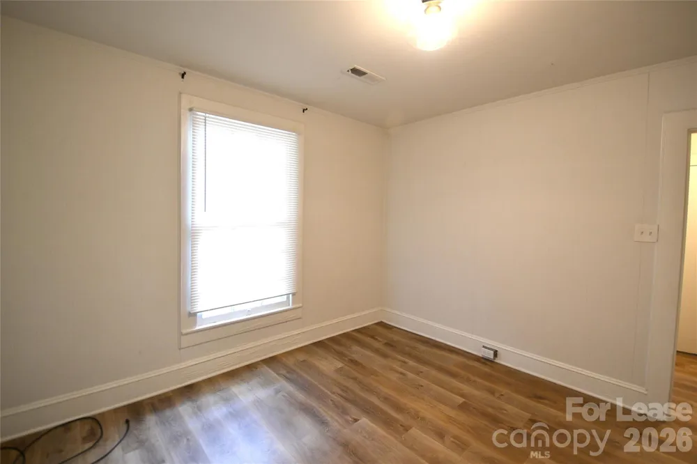 406 W 9th Street Kannapolis, NC 28081